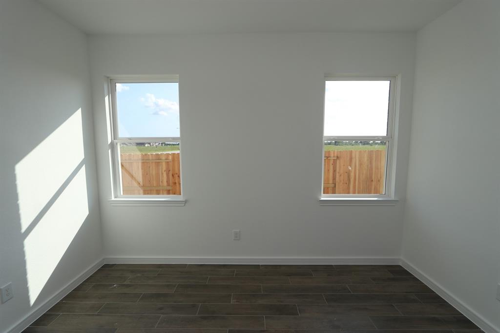 12622 Old Fashion Circle, Mont Belvieu, Texas image 11