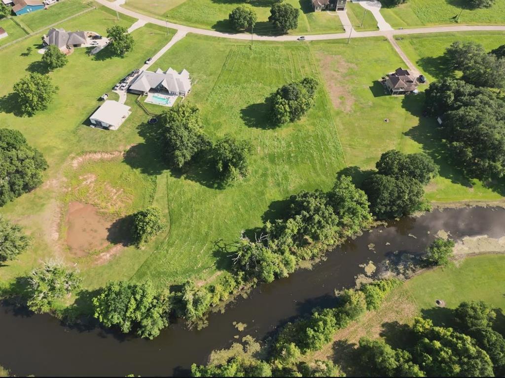 1223 Mill Road, Angleton, Texas image 4