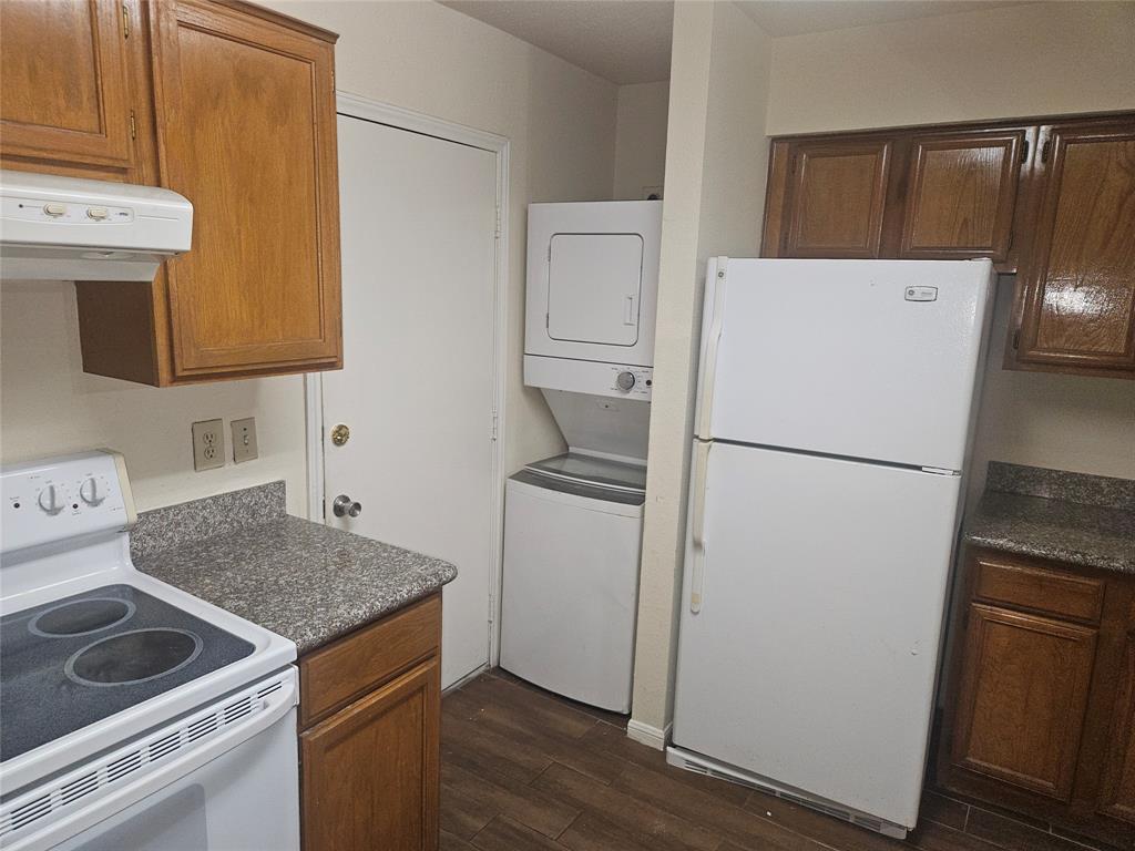 2425 Holly Hall st Street A6
