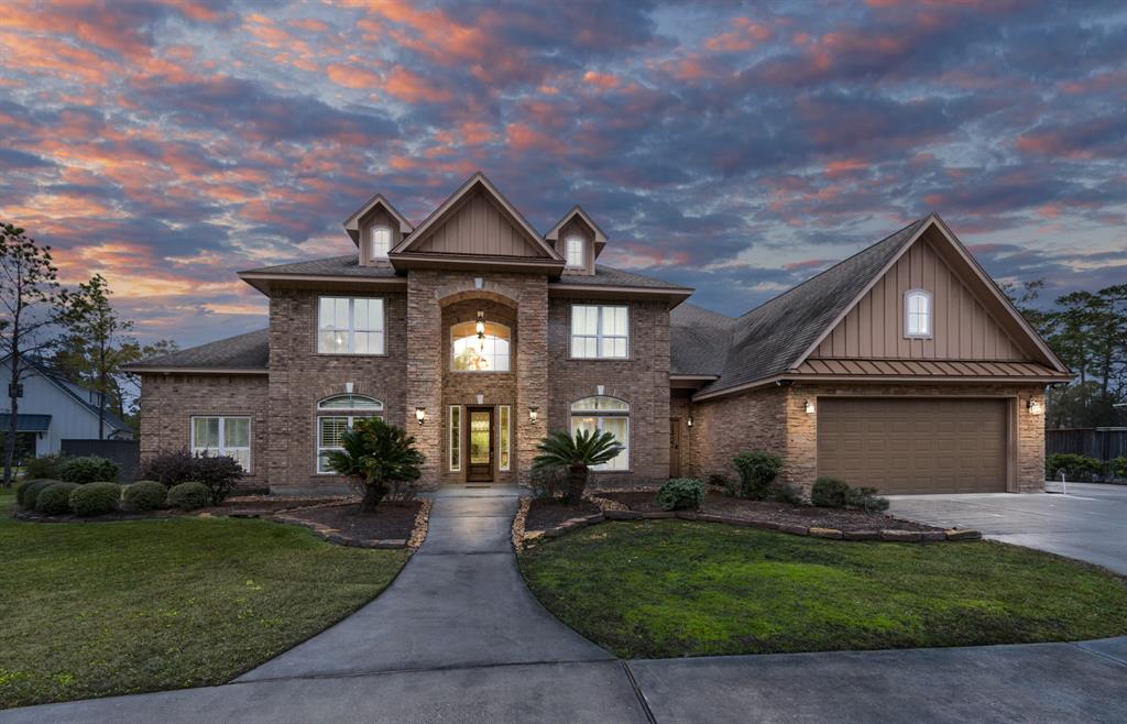 4411 Chateau Creek Way