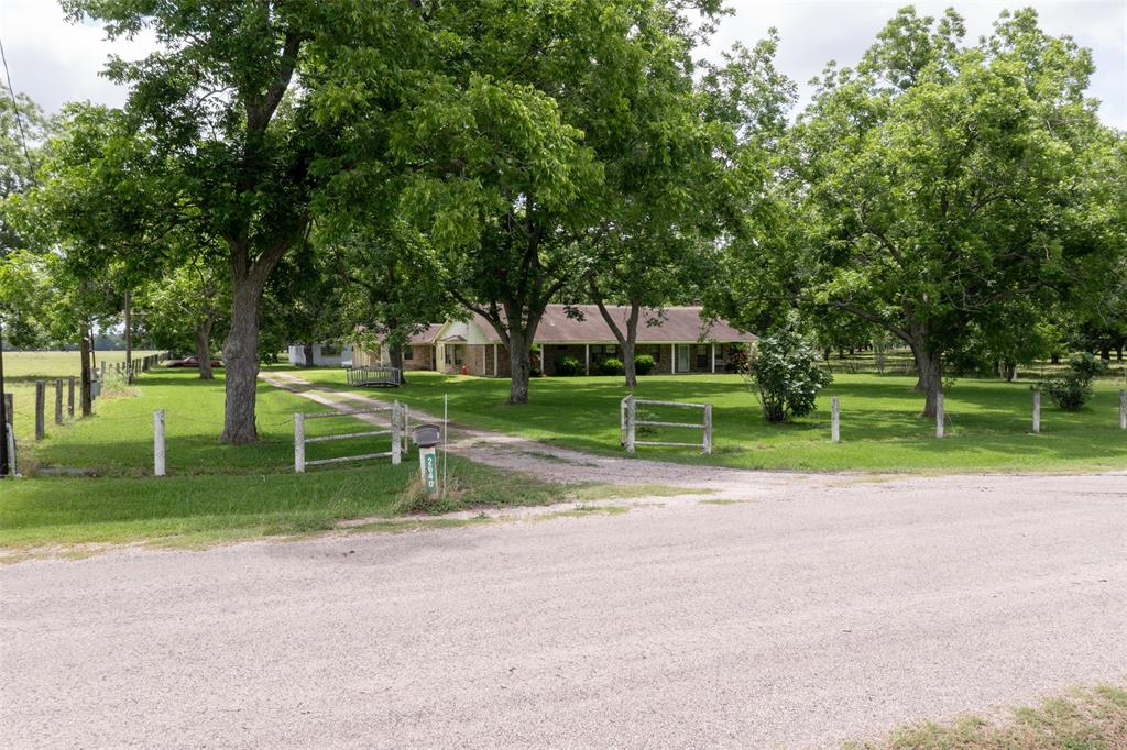 2640 County Road 107 Rd, Boling, Texas image 27