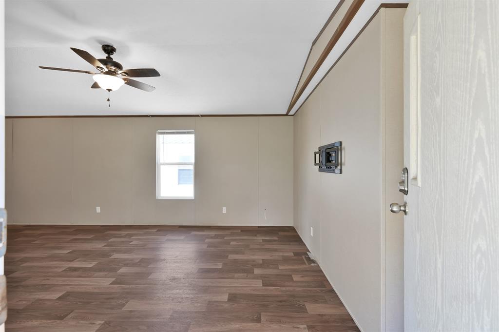 230 Barbara Trail, Livingston, Texas image 3