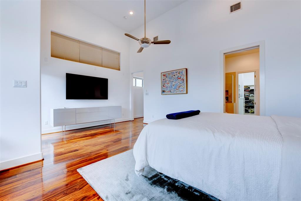 Houston, Texas 77007, United States, 3 Bedrooms Bedrooms, ,3 BathroomsBathrooms,Residential,Pending,114912