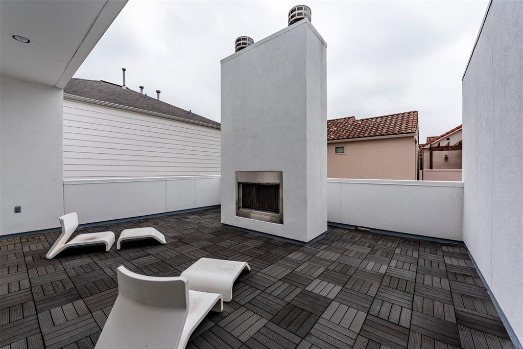 Houston, Texas 77007, United States, 3 Bedrooms Bedrooms, ,3 BathroomsBathrooms,Residential,Pending,114912