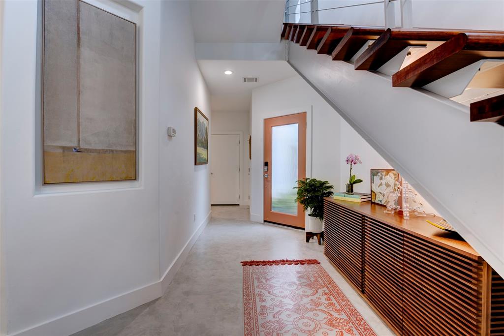 Houston, Texas 77007, United States, 3 Bedrooms Bedrooms, ,3 BathroomsBathrooms,Residential,Pending,114912