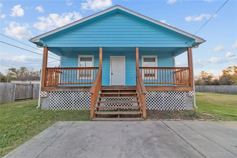 A home in Hitchcock