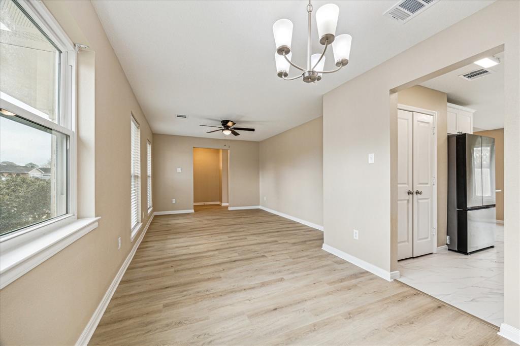 10603 Kirkshire Drive, Houston, Texas image 6
