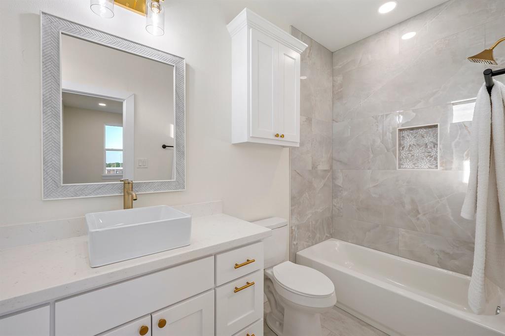4221 Skylar Drive, College Station, Texas image 39