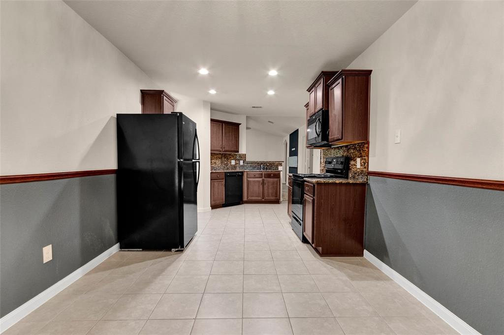 20918 Bastion Settle Drive, Hockley, Texas image 10