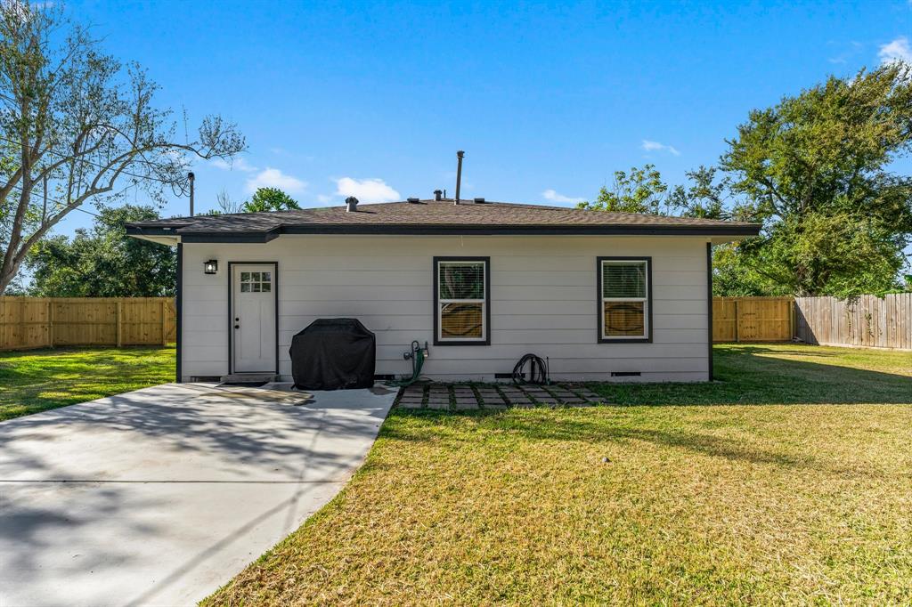 1314 W 4th Street, Freeport, Texas image 19