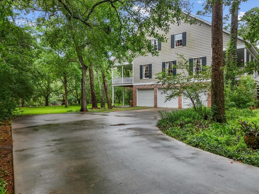 1306 Rosewood Drive