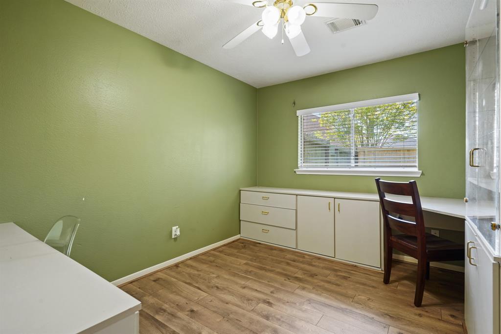 5102 Cherrywood Court, League City, Texas image 15