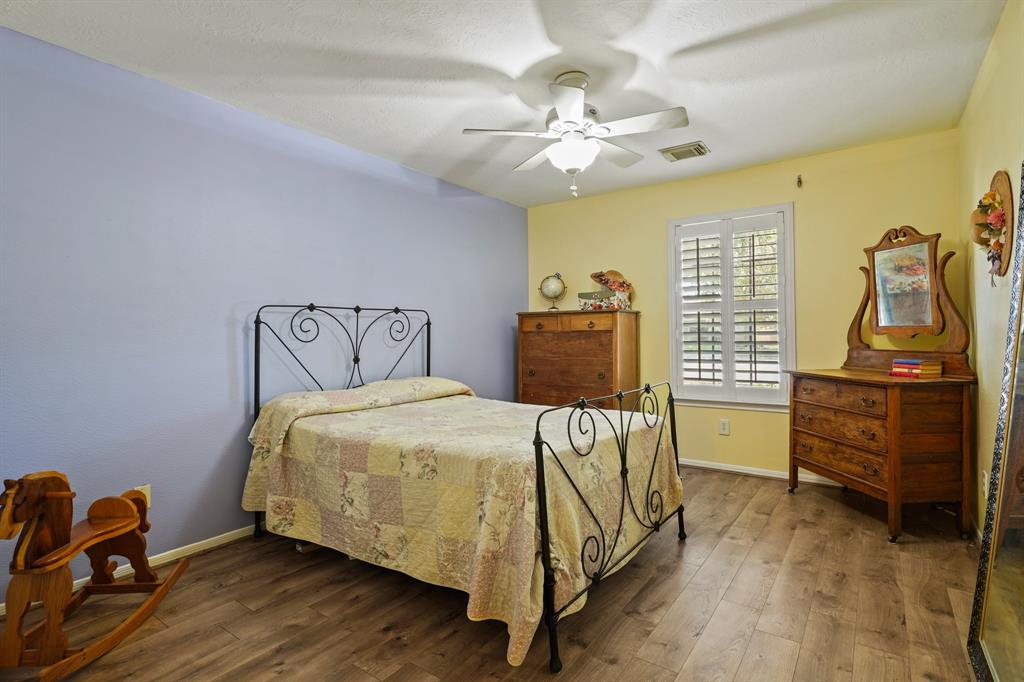5102 Cherrywood Court, League City, Texas image 14