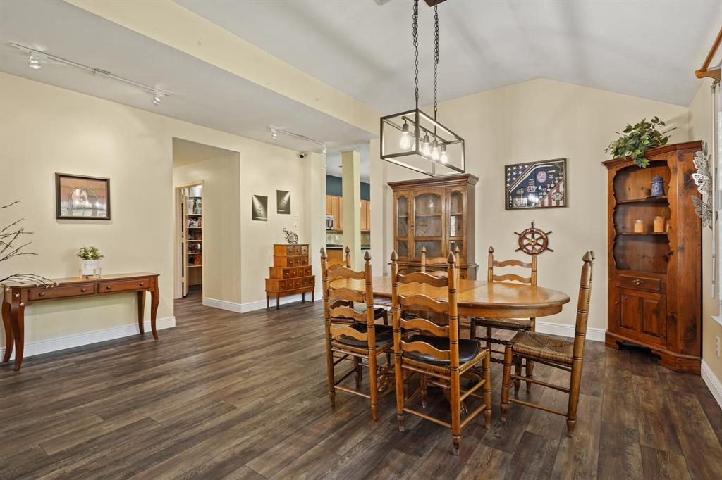 5102 Cherrywood Court, League City, Texas image 4