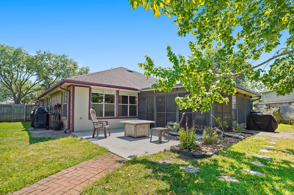 5102 Cherrywood Court, League City, Texas image 24