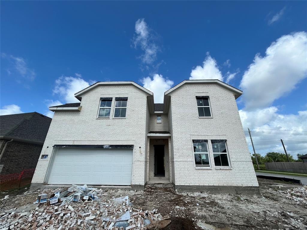 902 Hooks Trail
