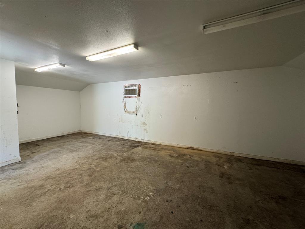 370 & 372 County Road 2147, Cleveland, Texas image 22
