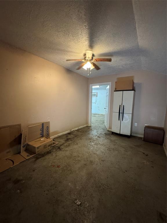 370 & 372 County Road 2147, Cleveland, Texas image 20