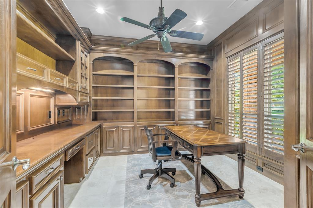 130 Amulet Oaks Court
