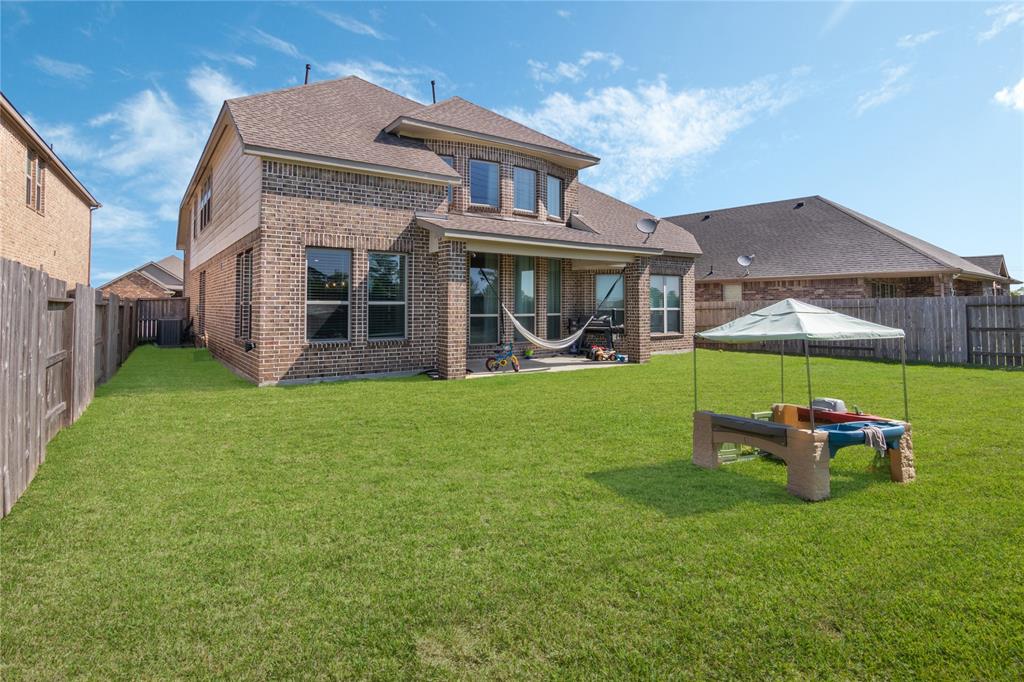 2736 Ahnya Lane, League City, Texas image 36