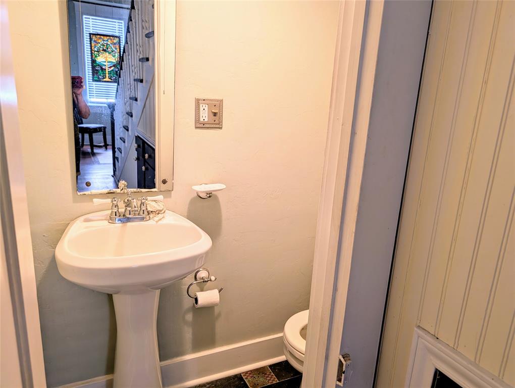 3127 Avenue Q, Galveston, Texas image 25