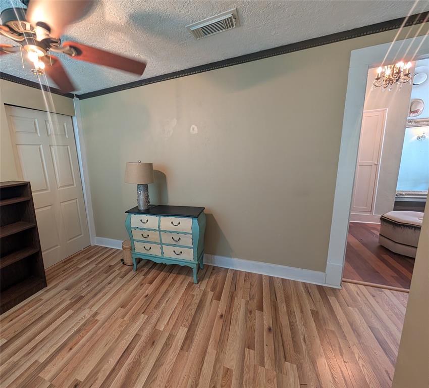 3127 Avenue Q, Galveston, Texas image 11