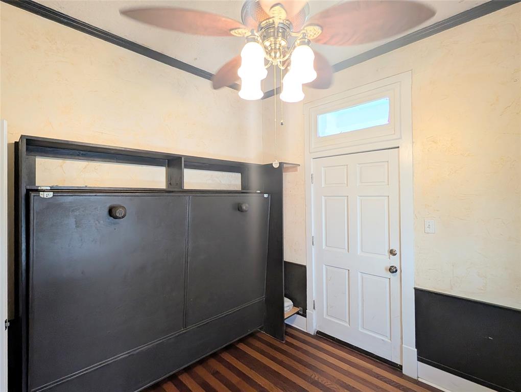 3127 Avenue Q, Galveston, Texas image 17