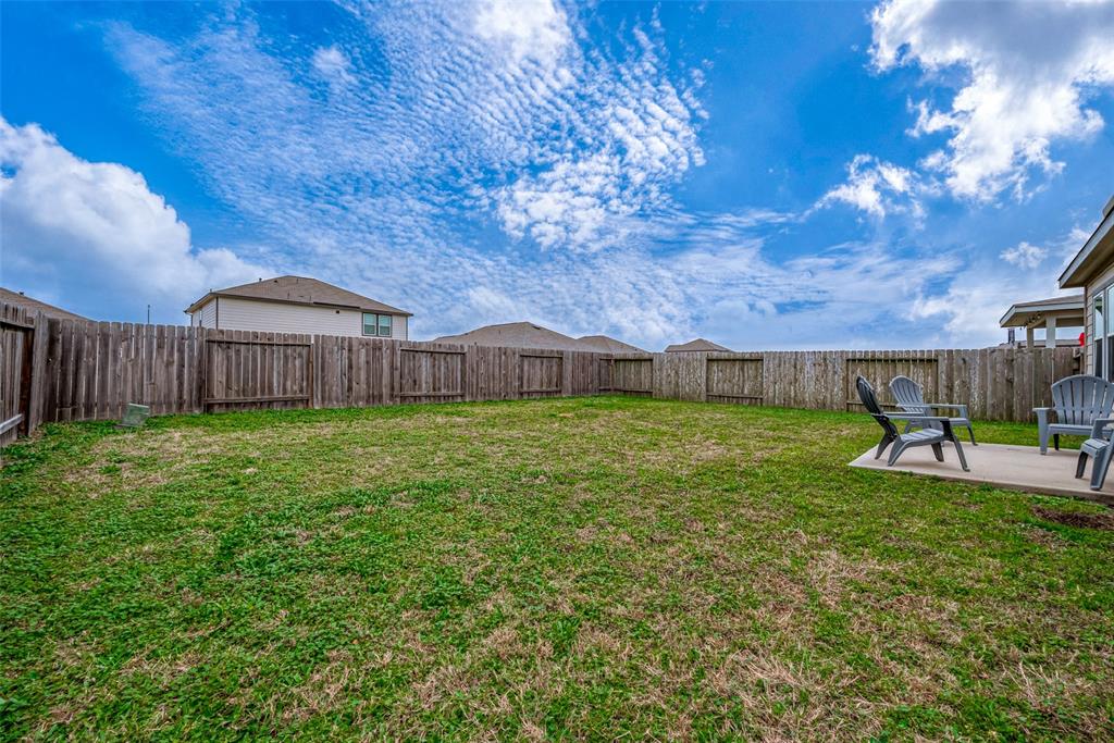 1025 Banyon Tree Lane, Brookshire, Texas image 46