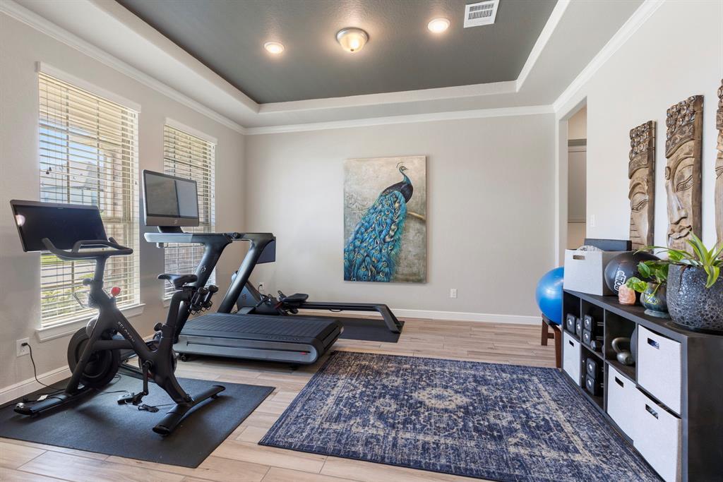 27975 Presley Park Drive