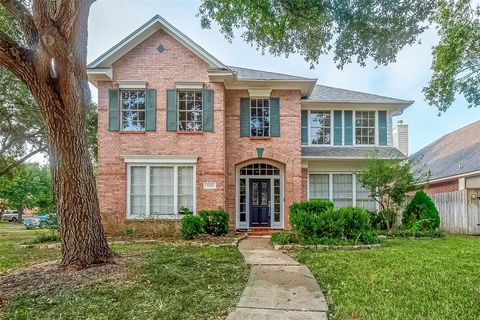 7130 Glenwood Drive Sugar Land TX 77479