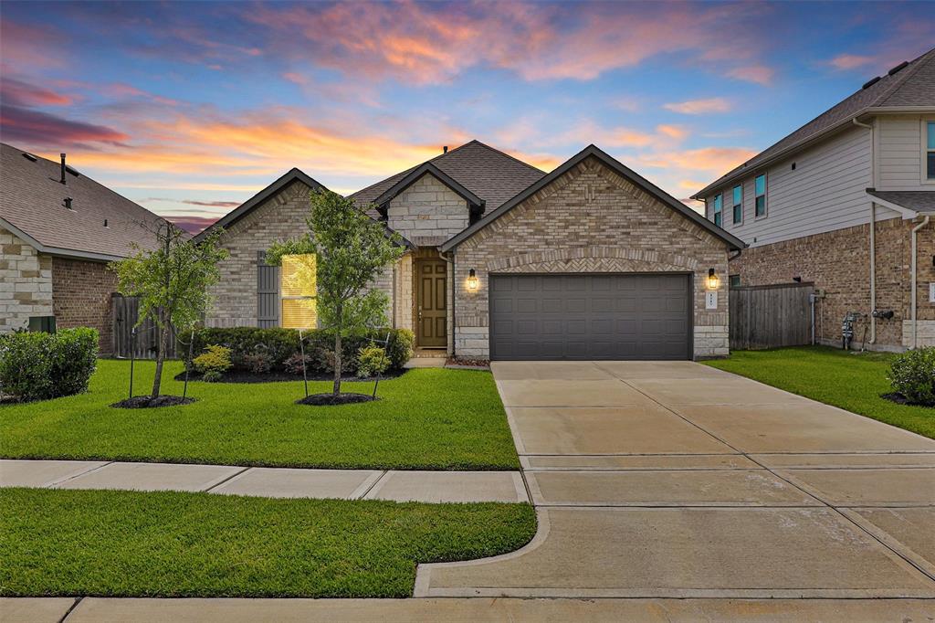 1217 Antelope Passing Drive, Montgomery, Texas image 1