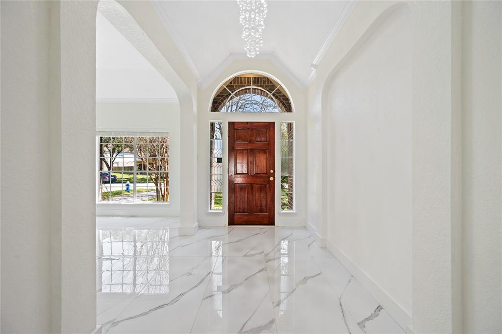 14622 Kings Head Drive