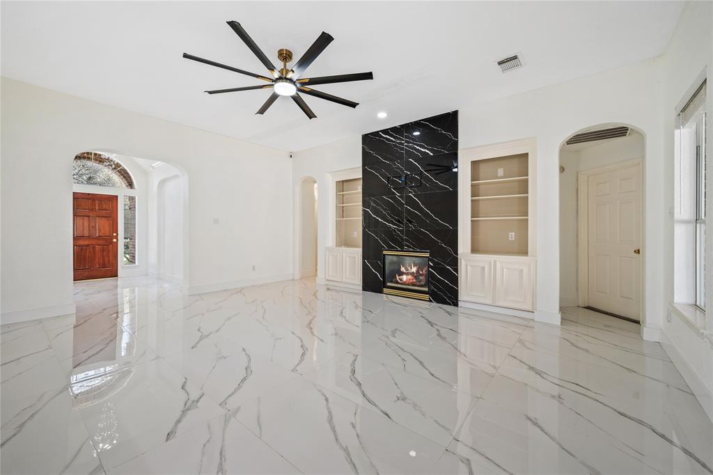 14622 Kings Head Drive