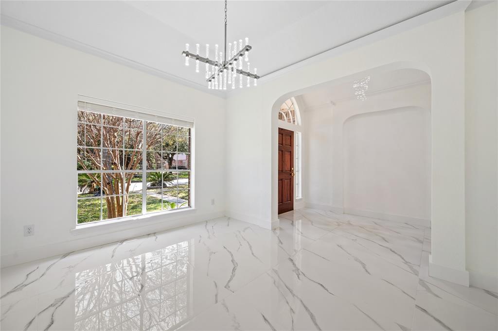 14622 Kings Head Drive