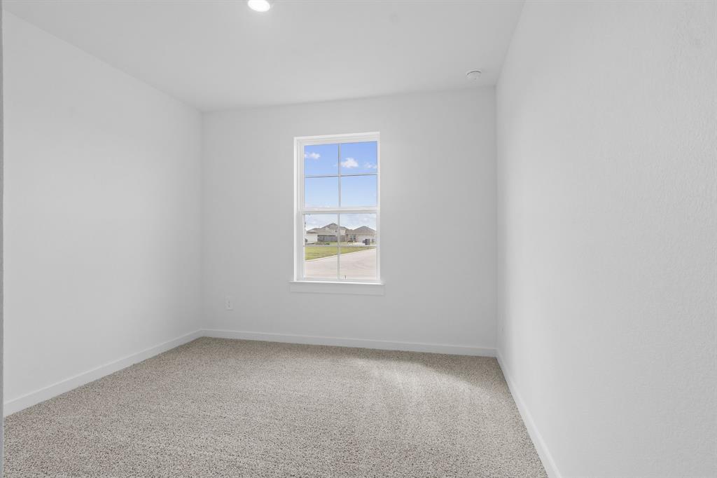 303 Emma Street, Angleton, Texas image 13