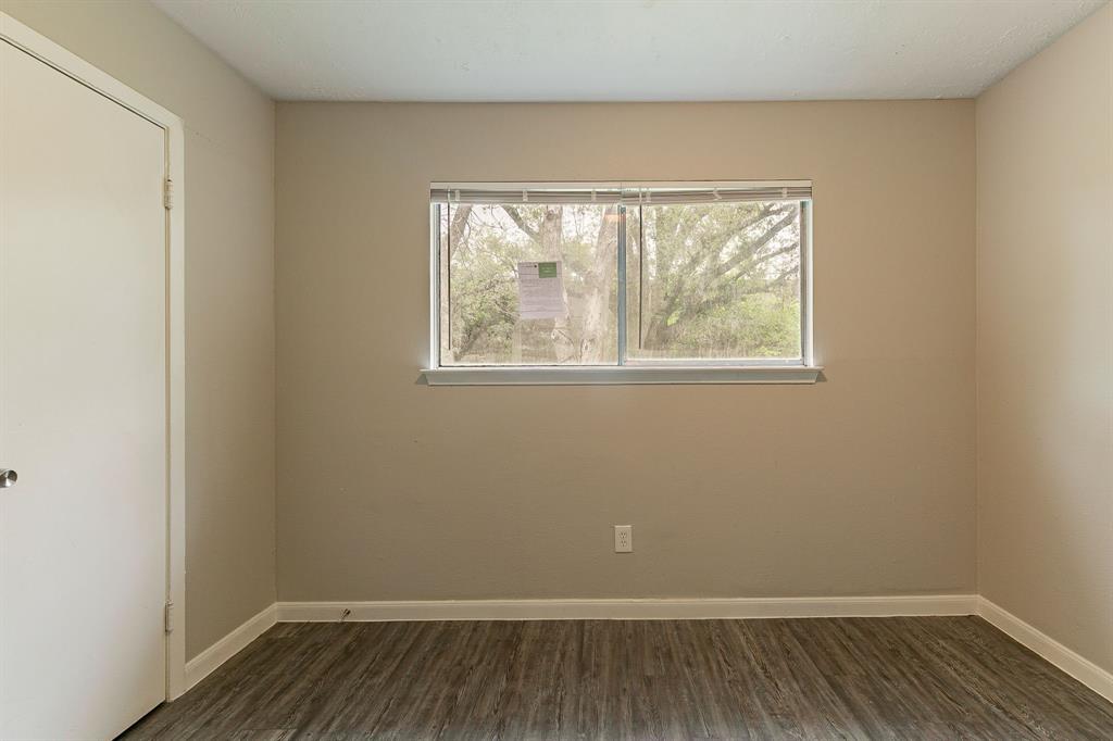 5226 Maywood Drive, Houston, Texas image 16