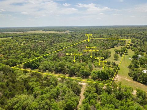 Photo of 499 County Road 331, Milano, TX 76556 (MLS # 61618470) Photo of 499 County Road 331, Milano, TX 76556 (MLS # 61618470)