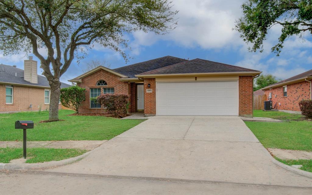 6015 Dream Court, Houston, Texas image 1