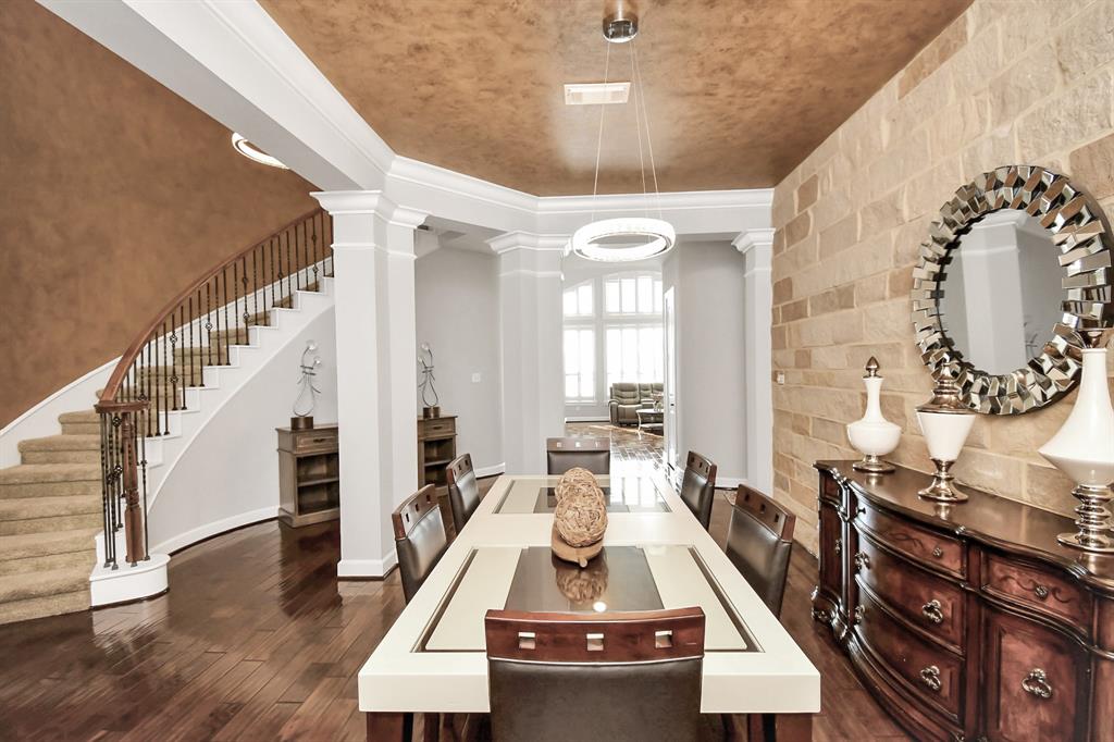 10119 Winding Glen Drive, Katy, Texas image 6