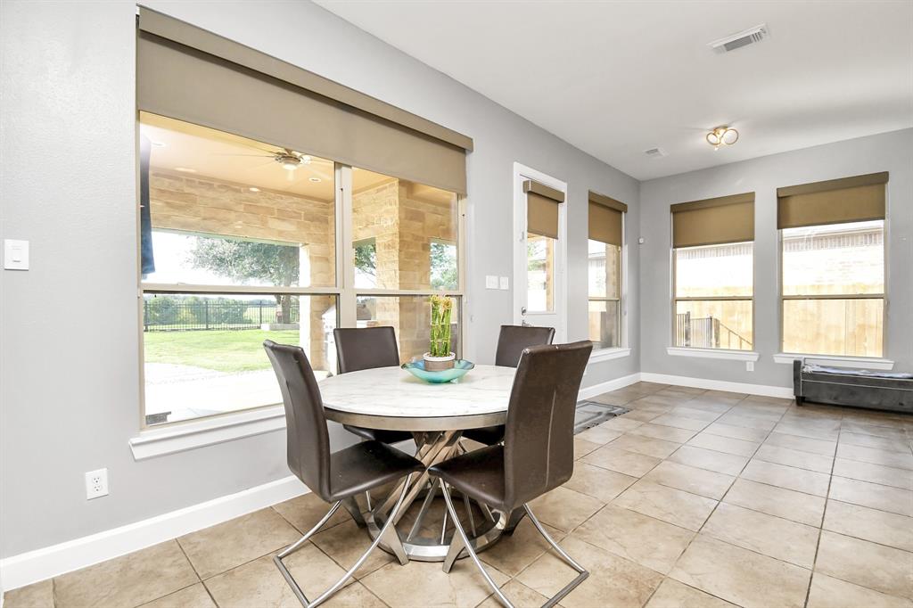 10119 Winding Glen Drive, Katy, Texas image 14