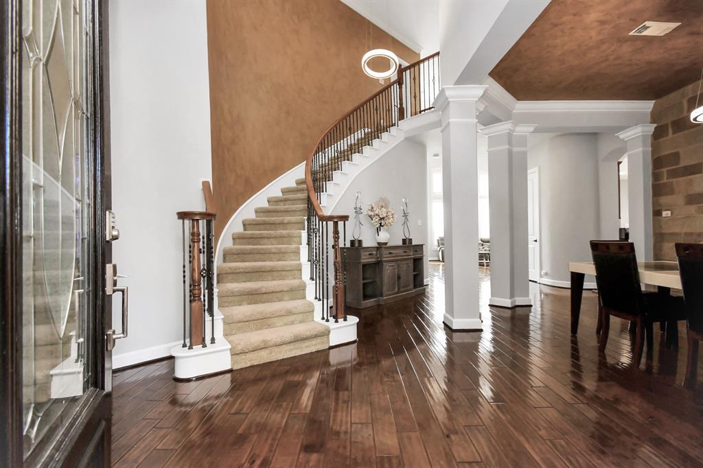 property-search 4 10119 Winding Glen Drive