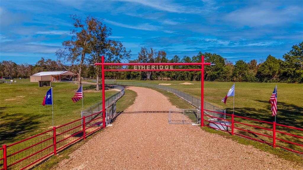 1275 County Road 2092, Hardin, Texas image 45