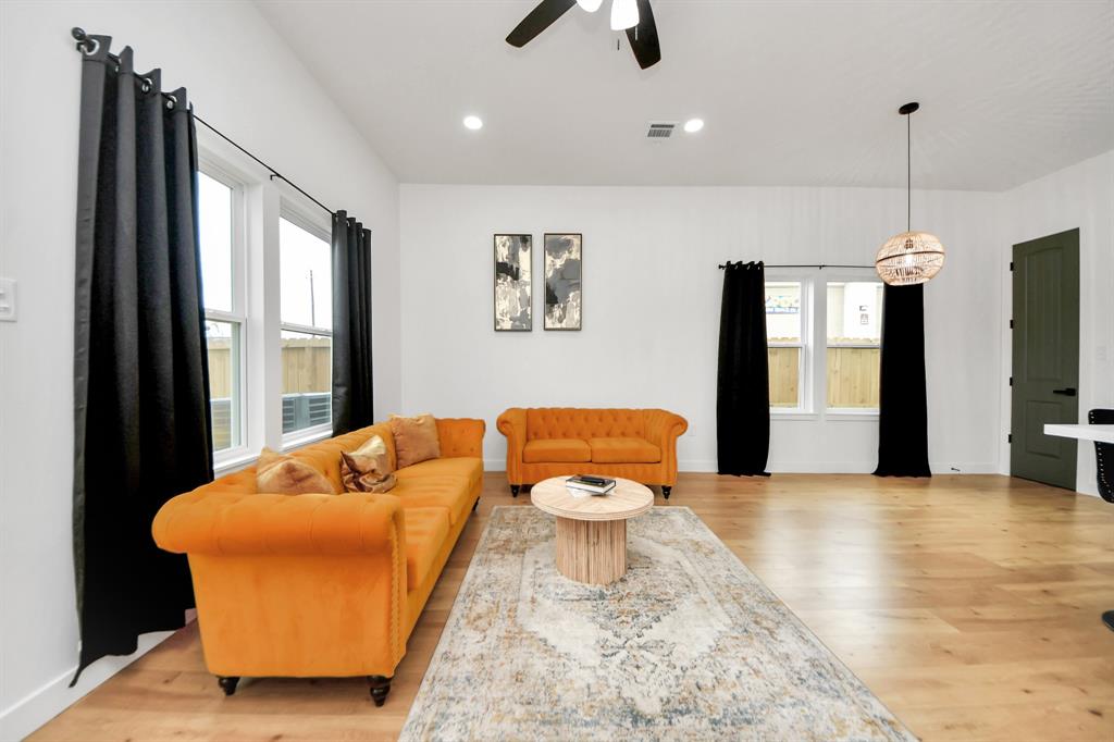 4010 Dreyfus Street, Houston, Texas image 4