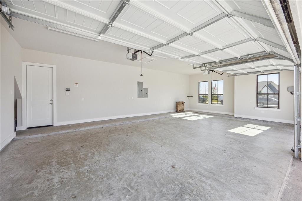1020 Lake Breeze Drive, Waller, Texas image 42