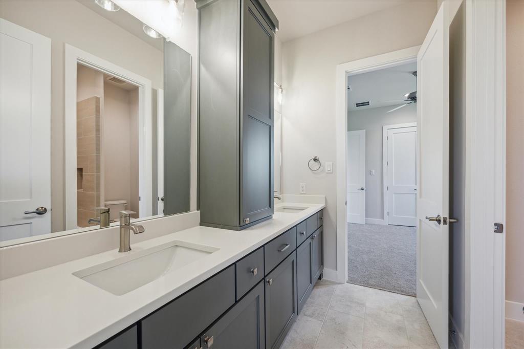 1020 Lake Breeze Drive, Waller, Texas image 35
