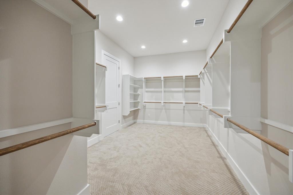 1020 Lake Breeze Drive, Waller, Texas image 26