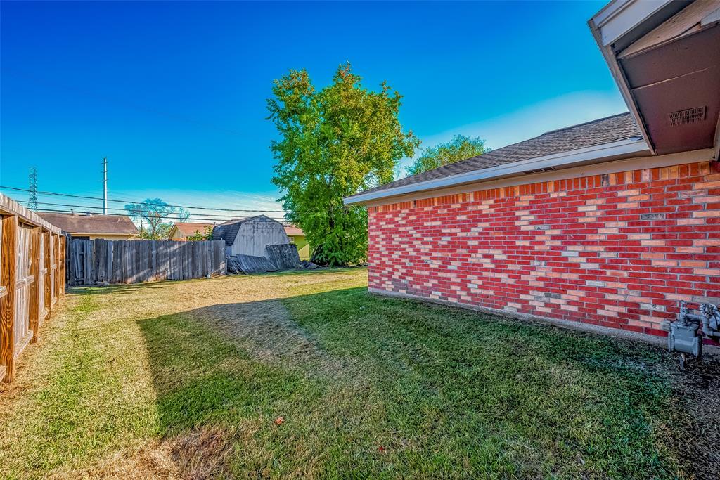 714 Parkhill St, Channelview, Texas image 30