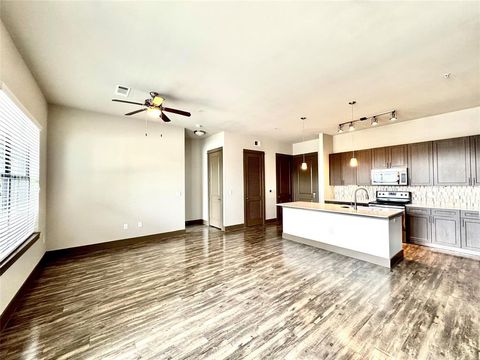 5454 Washington Avenue 1233 Houston TX 77007