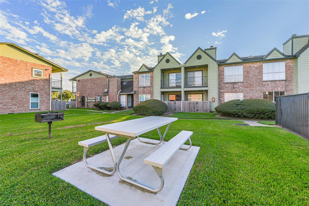 18800 Egret Bay Boulevard #1006, Webster, Texas image 32