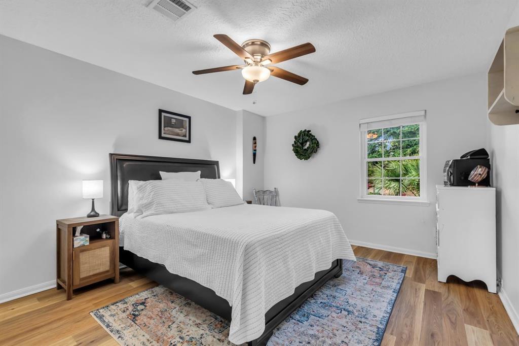 10110 Cantertrot Drive, Humble, Texas image 36